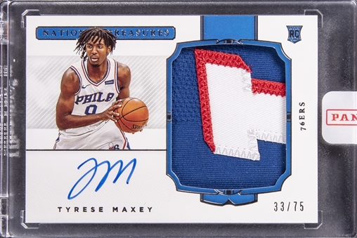 2020-21 Panini National Treasures #114 Tyrese Maxey Signed Patch Rookie Card (#33/75) - Panini Encased
